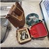 Image 1 : METAL TABLE FAN WITH HAIR TRIMMER SET AND WICKER BASKETS
