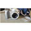 Image 8 : CANON DIGITAL CAMERA AND JVC DIGITAL VIDEO CAMERA