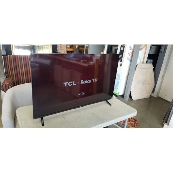 TCL ROKU 43 INCH TV WITH REMOTE, WORKING