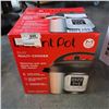 Image 2 : INSTANT POT DUO V5 7IN1 6QT PRESSURE COOKER - TESTED WORKING, RETAIL $159