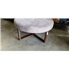 Image 3 : GREY MICROFIBER AND WOOD BASE OTTOMAN