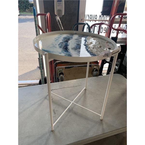 ROUND SIDE TABLE WITH EPOXY DESIGN