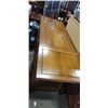 Image 2 : HIGHLY CARVED BAR ON WHEELS WITH FOLD OUT TOP