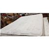 Image 1 : QUEENSZIE SEALY POSTUREPEDIC PILLOW TOP MATTRESS