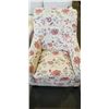 Image 2 : LAZY BOY ACCENT CHAIR, IN VERY GOOD CONDITION