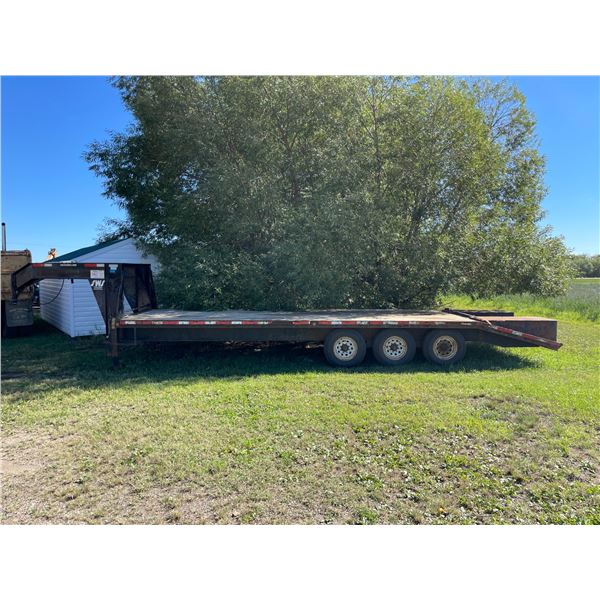 2015 SWS G/N trailer, triple axle, 21 ft c/w 5 ft beavertails, SN. 4UGFG2637GD029117