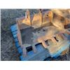 Image 3 : 33" Backhoe digging bucket