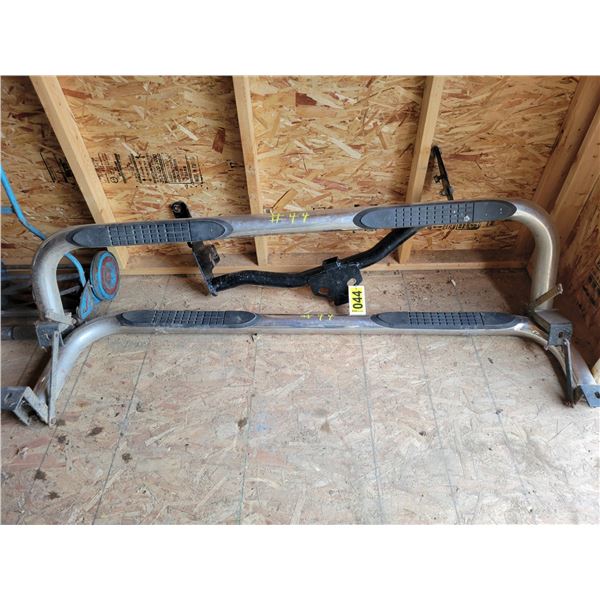 Running boards & hitch