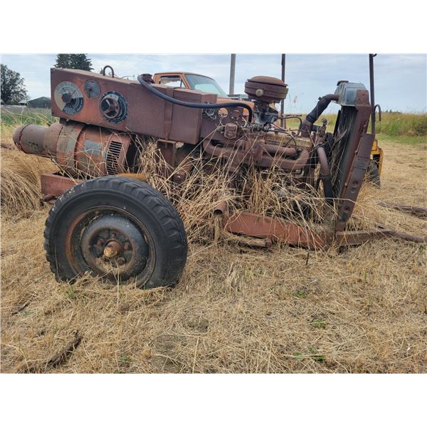 Old Welder on trailer, not running