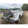 Image 4 : 2002 Ford F350 crew cab, V10, auto, gas, 4WD c/w truck box fuel tank, not running (Sold for Parts)