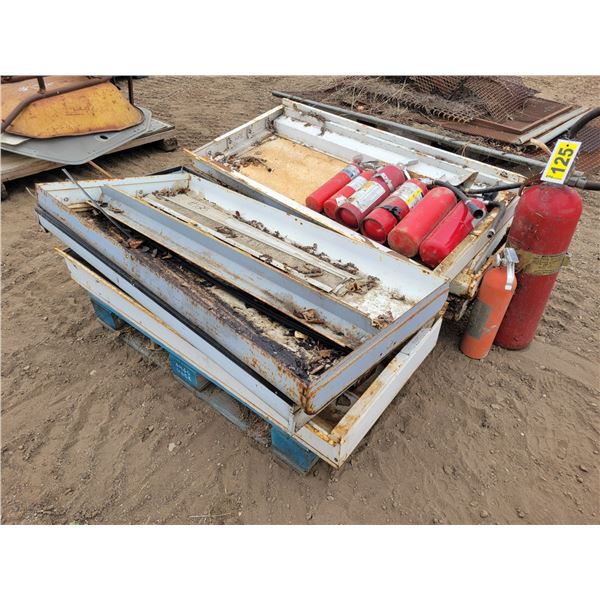 Halogen light fixtures & fire ext.