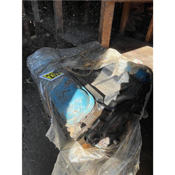 427 Truck engine, was apparently running when Brian purchased it. It c/w a battleship & carb. Not to