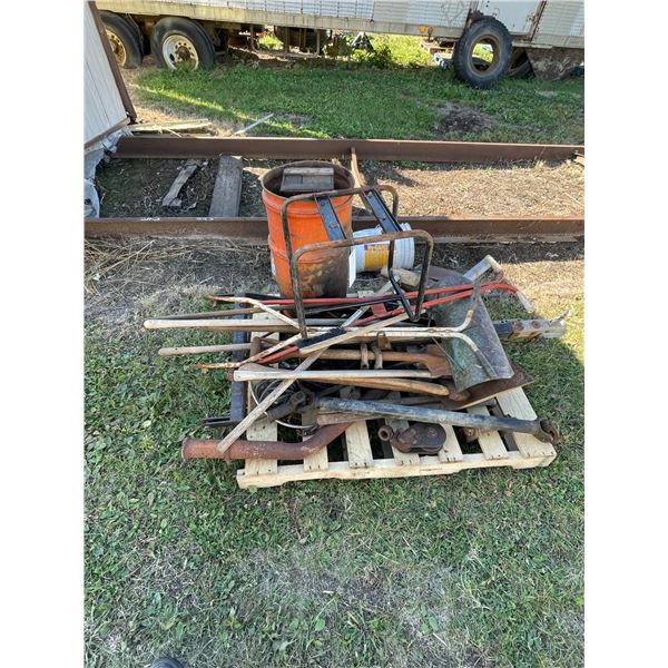 farm/work tools & water pump stand