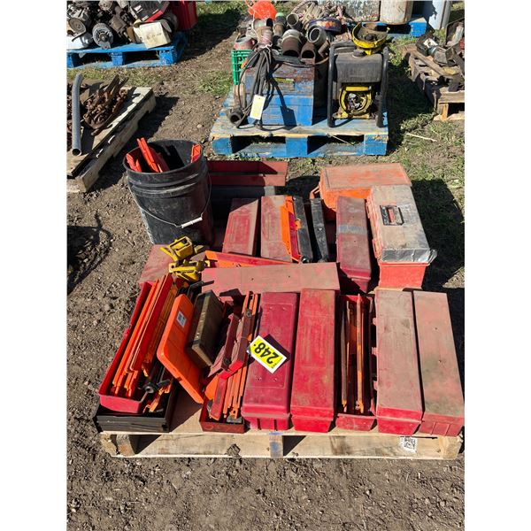 Safety road kits reflectors & road flares