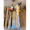 Image 1 : Leaf blower & chainsaw, works