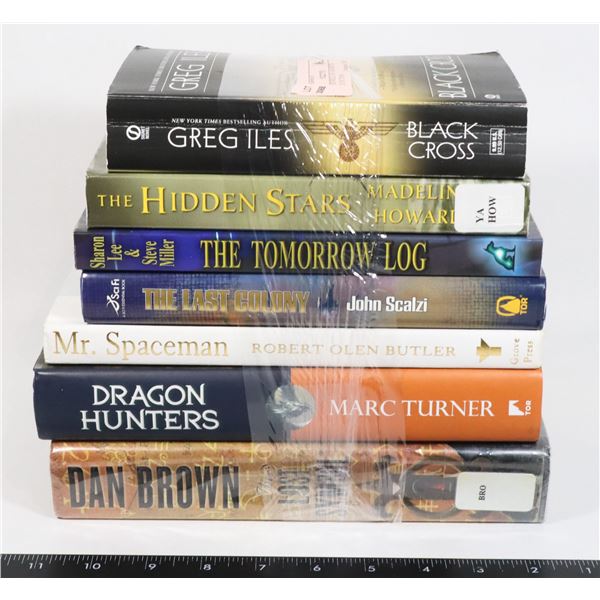 LARGE BUNDLE OF ASSORTED SCIENCE FICTION