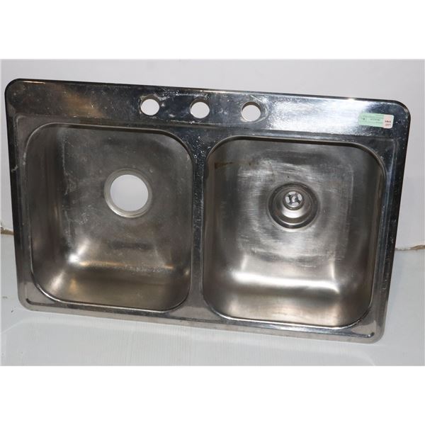 STAINLESS STEEL DOUBLE SINK GOOD CONDITION