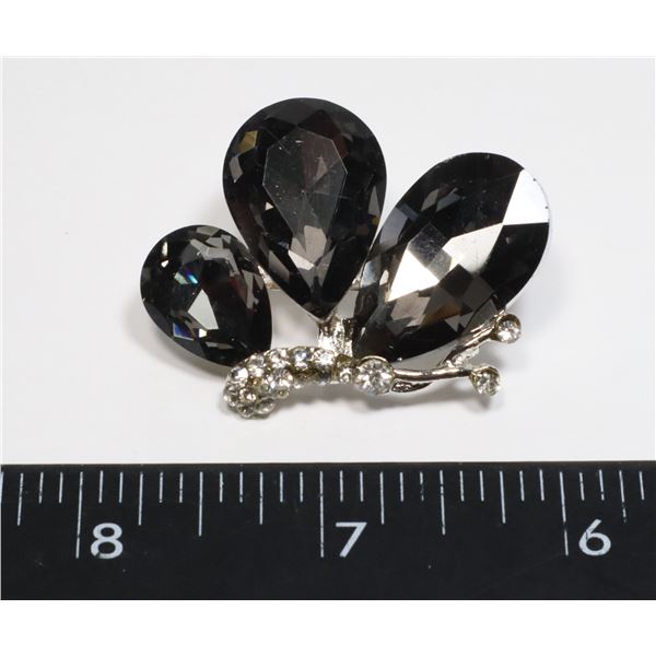 NEW BUTTERFLY DESIGN RHINESTONE BROOCH
