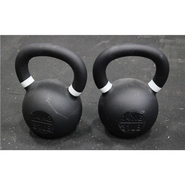 SET OF 2 14KG  KETTLEBELLS