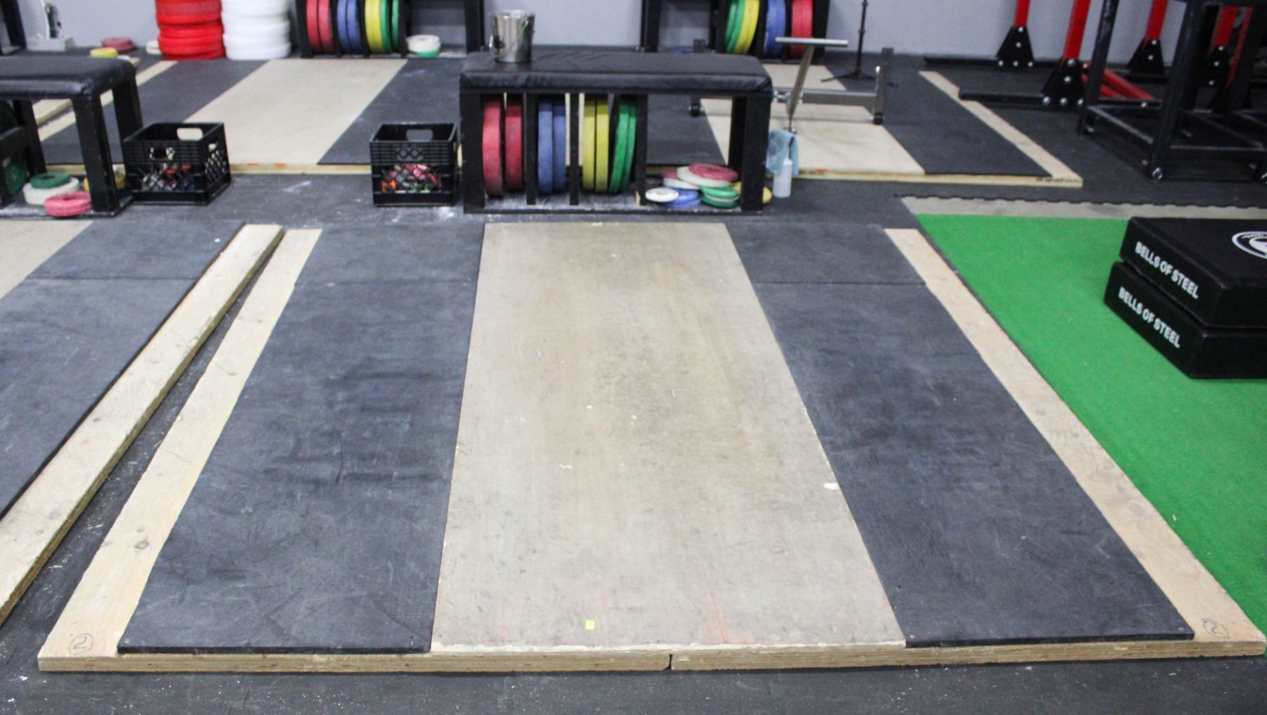 DIY Weightlifting Platforms: Getting Shredded at Home – Torokhtiy ... DIY Weightlifting Platforms: Getting Shredded at Home – Torokhtiy ...