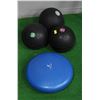Image 1 : LOT OF 3 MEDICINE BALLS W/ CORE BLANANCE DISK