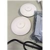 Image 3 : LOT OF 3 UBIQUITI WIFI ACCESS POINTS W/ STARTECH
