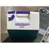 Image 2 : Group lot - Starfrit scale/ Igloo little play mate cooler/ steel wire racking