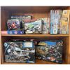 Image 1 : 2 shelves of assorted toys - Hot Wheels/ Lego/ Play Mobil