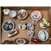 Image 3 : Group lot - Vintage display trays including Royal Ascot China, Limoges (France)