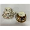 Image 3 : Vintage creamers and dishes including Nelson Wart (England), Wade (England), 2 made in Italy