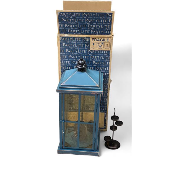 Large PartyLite Lantern w/ tea light stand