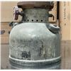 Image 2 : Vintage Coleman camping lantern
