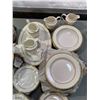 Image 2 : Group lot - Fine Bone China, La Luna by Lorren Home Trends - Plates, salt and pepper shaker, creamer