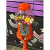 Image 2 : Vintage 25-cent gumball machine (functional) - approx 40in H