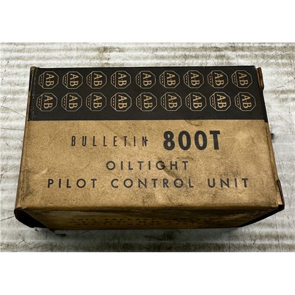 Allen Bradley #800T-H2A Selector Switch