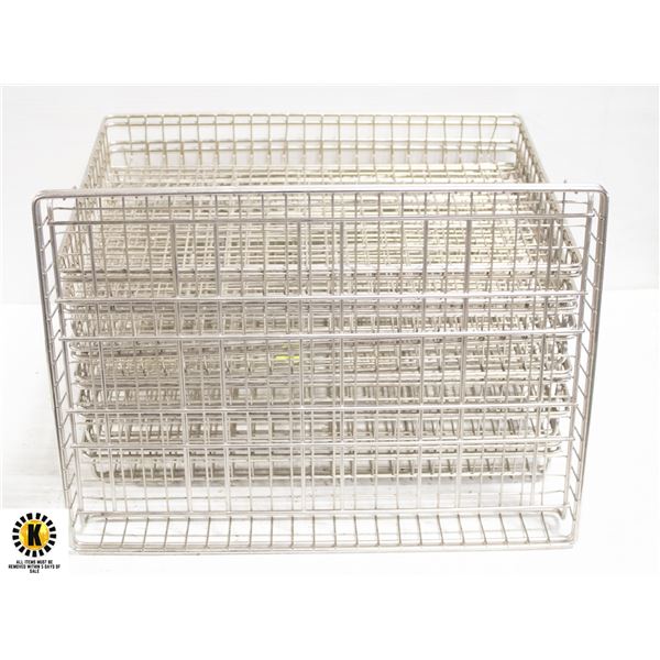 7 WIRE COOLING RACKS 13"X18"