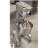Image 1 : HOBART 30QT MIXER W/ATTACHMENTS
