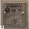 Image 5 : HOBART 30QT MIXER W/ATTACHMENTS