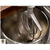 Image 2 : BLAKESLEE 30 QUART PLANETARY FLOOR MIXER WITH