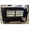 Image 2 : TORREY REFRIGERATED DISPLAY CASE
