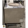 Image 1 : NATURAL GAS 32"X32" S/S TANDOOR OVEN