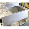 Image 4 : 96" PREP / WORK STATION W/ SINK WELL TAP