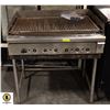 Image 1 : QUEST CHARBROILER ON EQUIPMENT STAND