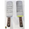 Image 1 : 2 PERFORATED STEEL TURNERS 14"
