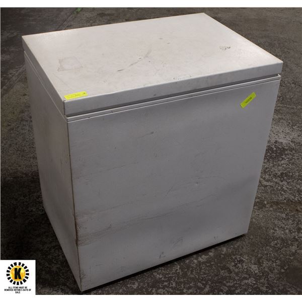 CANADIAN MADE CHEST FREEZER
