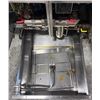 Image 9 : PITCO NATURAL GAS FRIALATOR DEEP FRYER FRY BASKETS