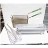 Image 1 : MISC KITCHEN SUPPLIES