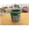 Image 1 : Heated Pail (Cord is Stored on Underside)