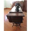 Image 2 : Vintage Treadle Sewing Machine