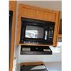 Image 26 : Dutchman Lite Bumperhitch Trailer 26ft (Not Including Hitch) with 19ft Awning
